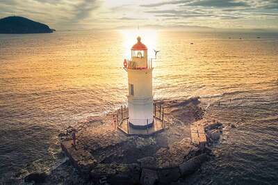 Vladivostok lighthouse (shutterstock photo)