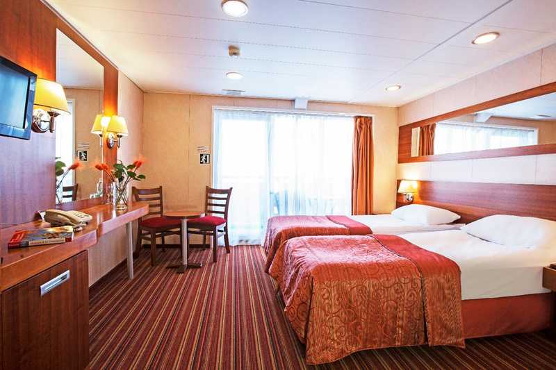 Hermitage Suite (Twin/Double) Sun Deck With Balcony 19 sq..m. (Category HS+) MS Rostropovich
